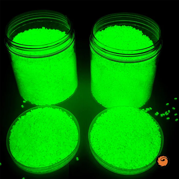 Luminous additive masterbatch